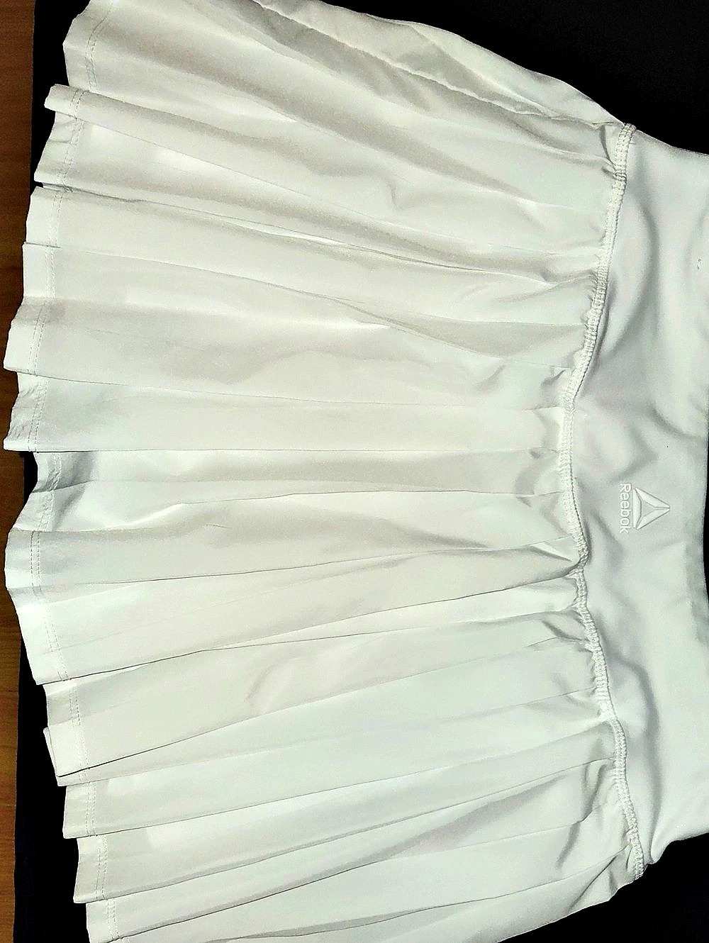 Reebok Pleated Athletic Skirt in White Like New
